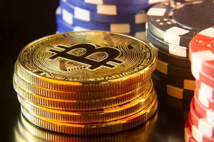 bitcoin casino poker chips